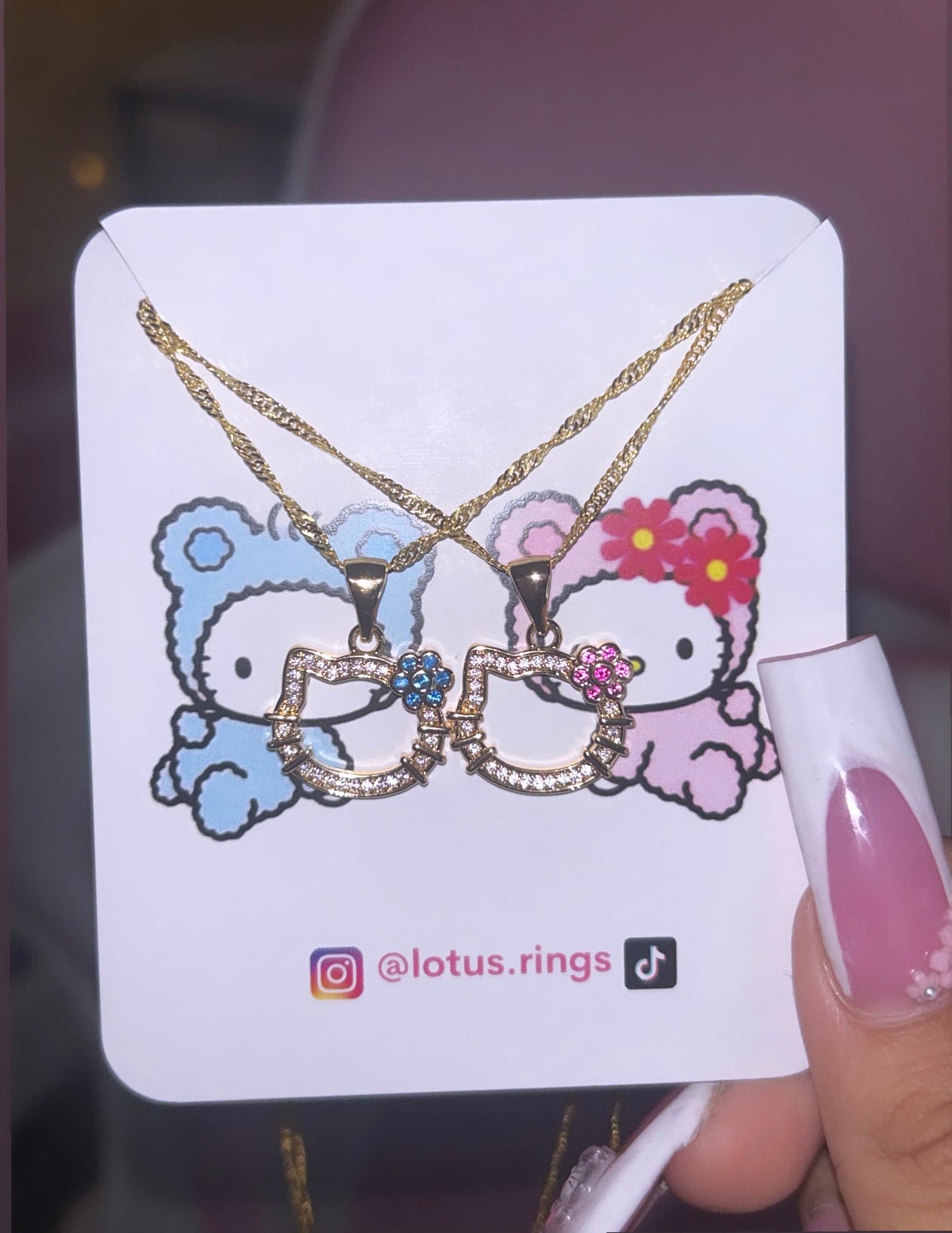 bestie floral hk necklace set