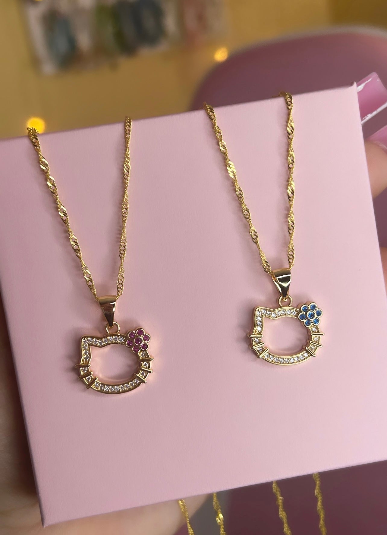 bestie floral hk necklace set