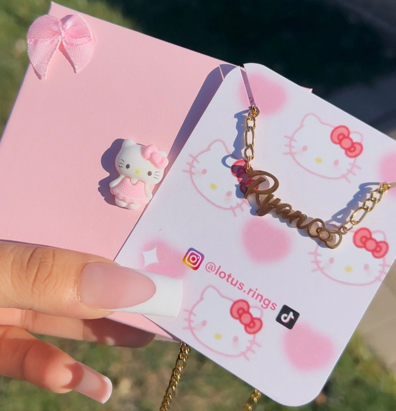 custom name hello kitty bow necklace